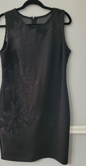 ❤Snly dress embroidered floral and netting ❤ - Picture 4 of 6